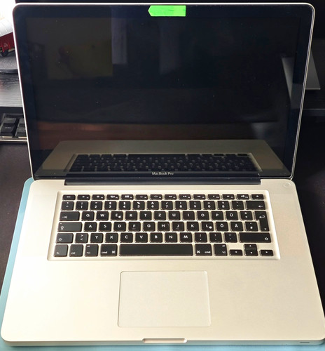 Apple macbook pro - apple,